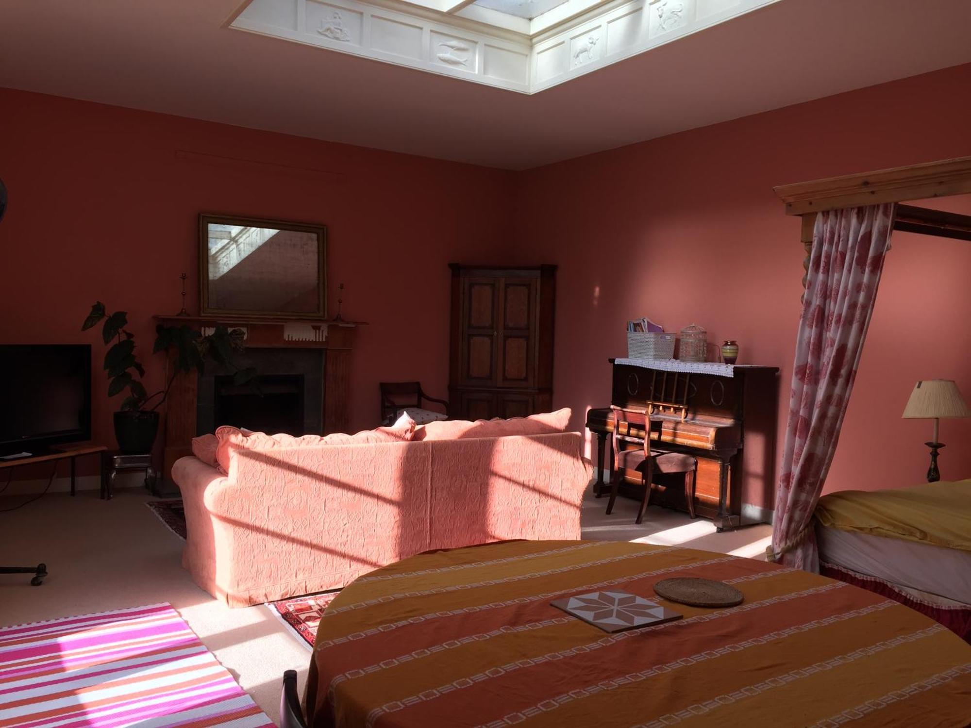 Gilchristland Organic Farm Retreat Bed & Breakfast Closeburn ภายนอก รูปภาพ